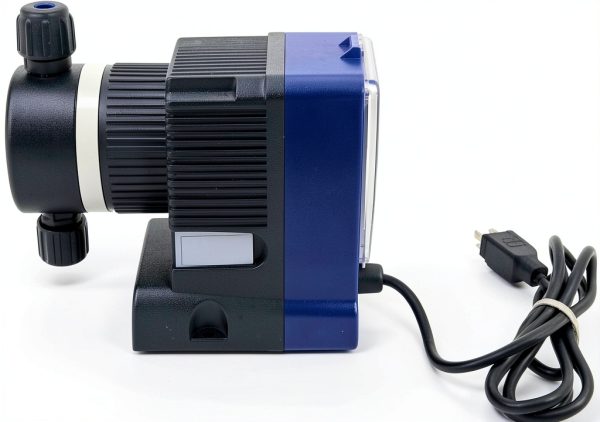 Precision Controls Diaphram Chlorine Pump 31.6 GPD 150 PSI 230V-2